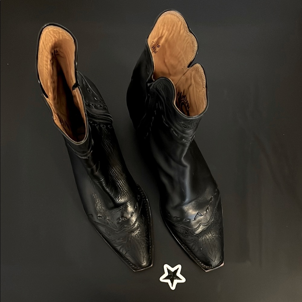 Charlie Horse Black Leather, Zip-Up Cowboy Boots (#I 4524 47368 1056)